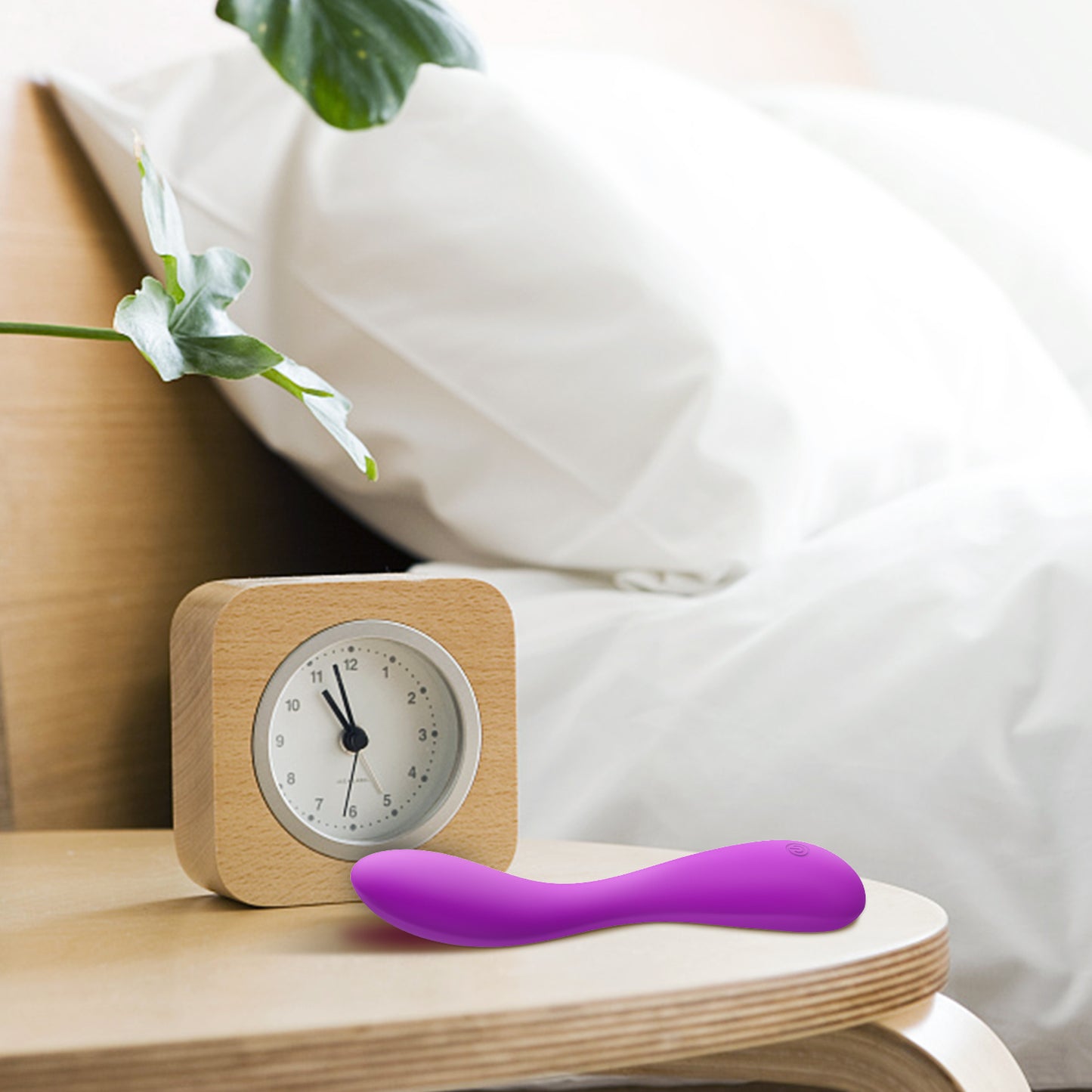 Purple G Spot Vibrating Wand For Women | inJOYout